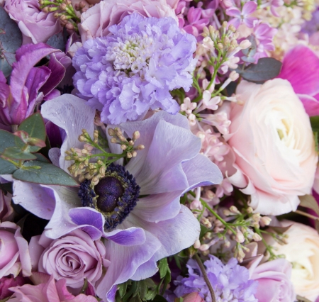LES JOLIES CHOSES Fleuriste Nantes Bouquet Parme Violet