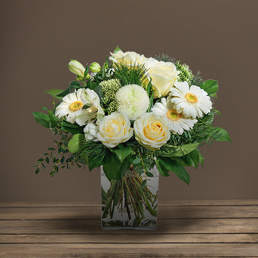 Les Jolies Choses Fleuriste Nantes Bouquet Bulle D Eau Camaieu Blanc